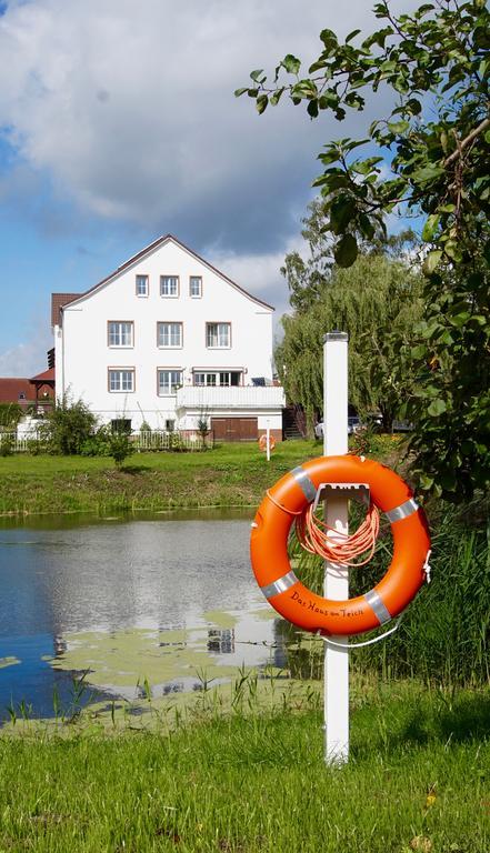 Das Haus Am Teich Gross Grabow Экстерьер фото